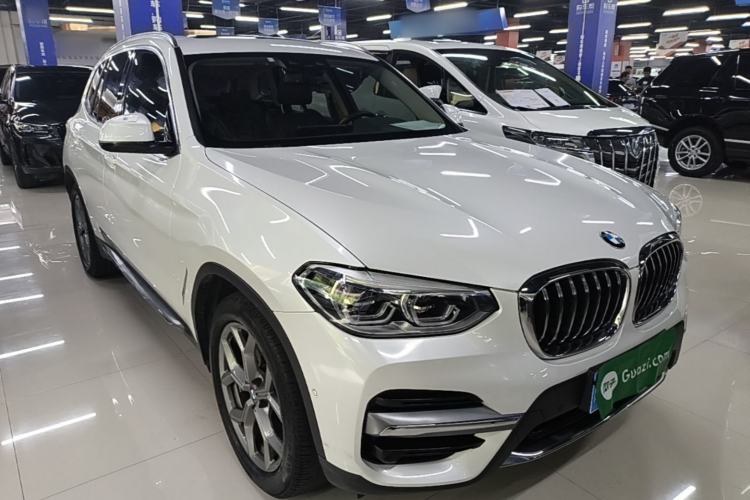 Used BMW X3 2021 xDrive28i Luxury Package Front Right 45 Deg