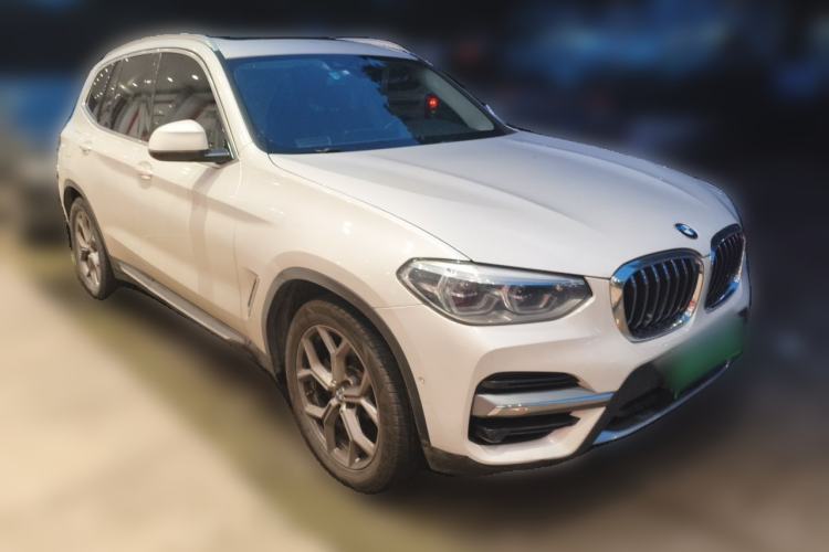 Used BMW X3 2021 xDrive28i Luxury Package Front Right 45 Deg