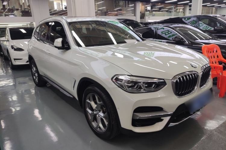 Used BMW X3 2021 xDrive28i Luxury Package Front Right 45 Deg