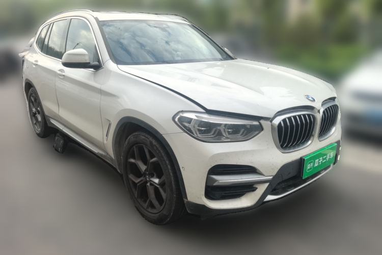 Used BMW X3 2021 Facelift xDrive28i Luxury Package Front Right 45 Deg