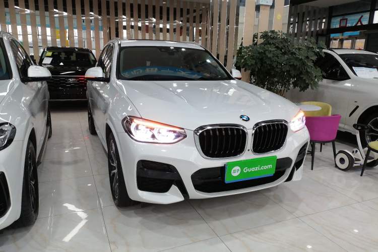 Used BMW X3 2021 Restyled xDrive30i Leading Edition M Sport Package Front Right 45 Deg