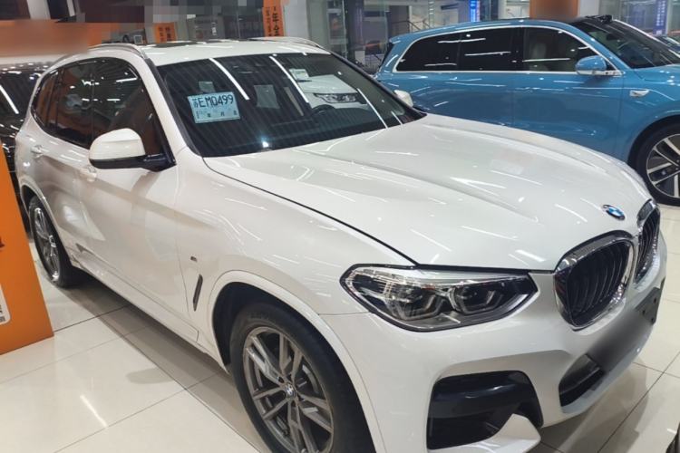 Used BMW X3 2021 xDrive25i M Sport Package Front Right 45 Deg