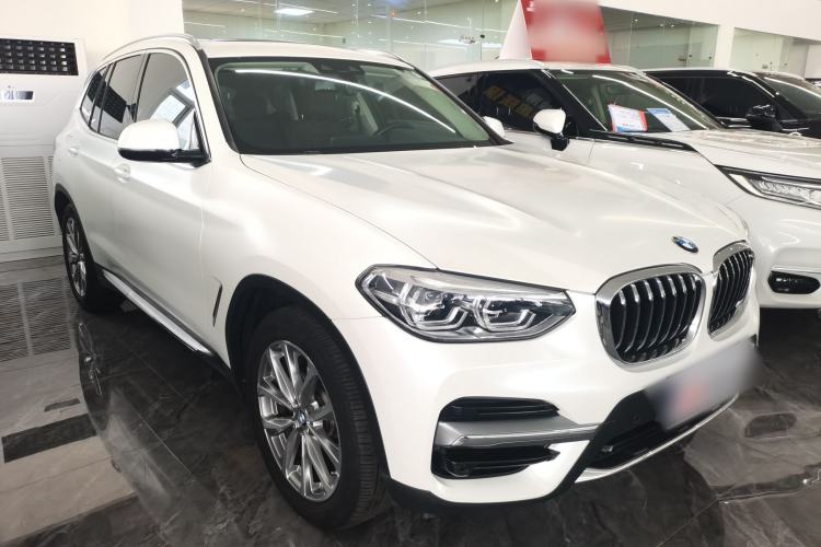 Used BMW X3 2021 Facelift xDrive28i Luxury Package Front Right 45 Deg