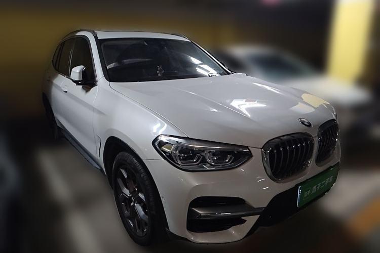 Used BMW X3 2021 xDrive28i Luxury Package Front Right 45 Deg