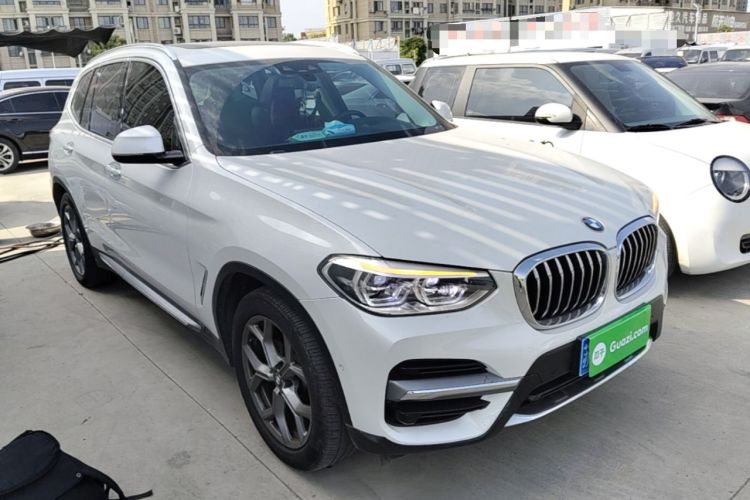 Used BMW X3 2021 Facelift xDrive28i Luxury Package Front Right 45 Deg