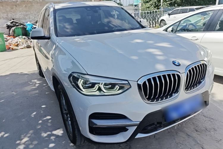 Used BMW X3 2021 xDrive28i Luxury Package Front Right 45 Deg