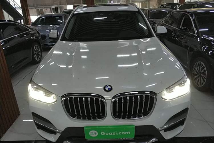 Used BMW X3 2021 xDrive25i Luxury Package Front