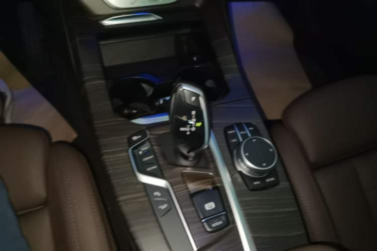 Used BMW X3 2021 xDrive25i Luxury Package Gear Lever