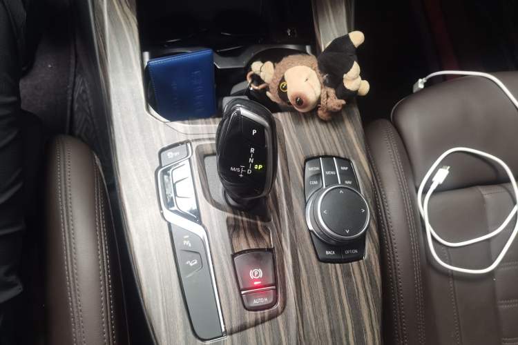 Used BMW X3 2021 xDrive28i M Sport Package Gear Lever
