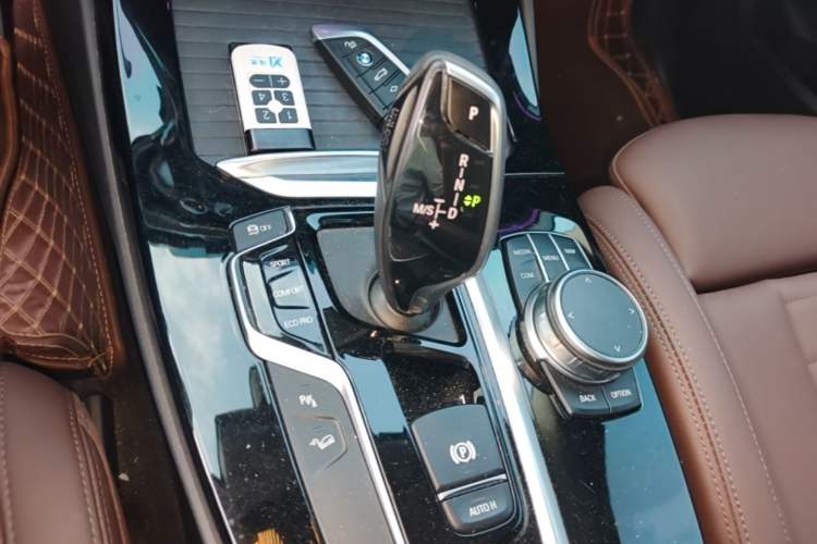 Used BMW X3 2021 Facelift xDrive25i Luxury Package Gear Lever