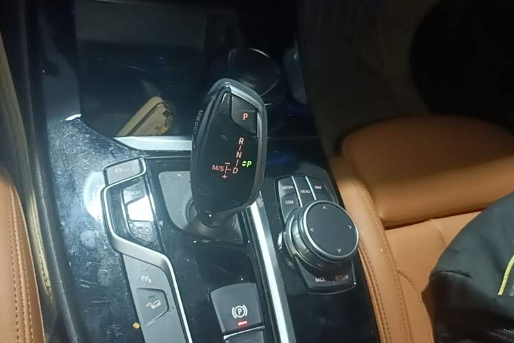 Used BMW X3 2021 xDrive28i Luxury Package Gear Lever