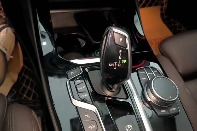 Used BMW X3 2021 xDrive25i Luxury Package Gear Lever