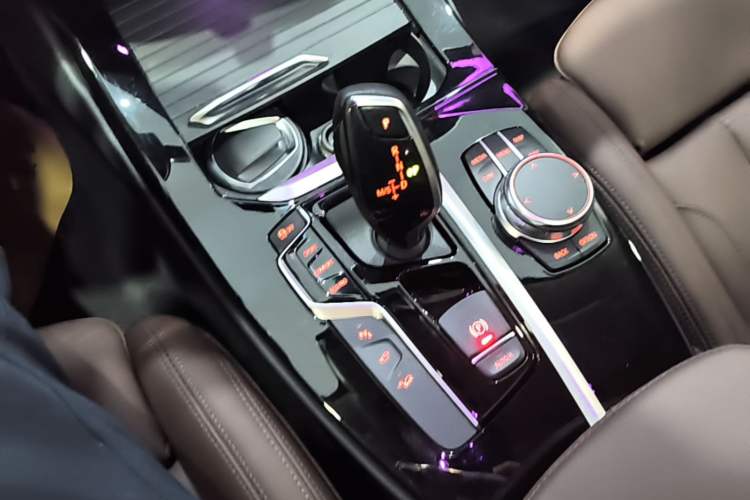 Used BMW X3 2021 xDrive28i M Sport Package Gear Lever