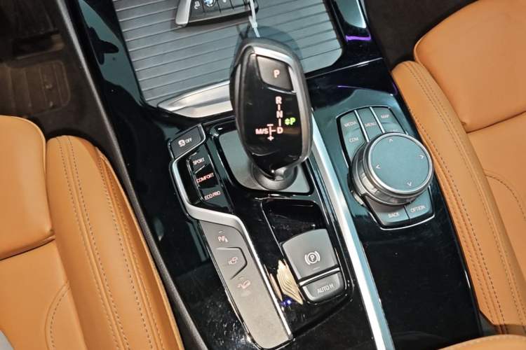 Used BMW X3 2021 Facelift xDrive28i M Sport Package Gear Lever