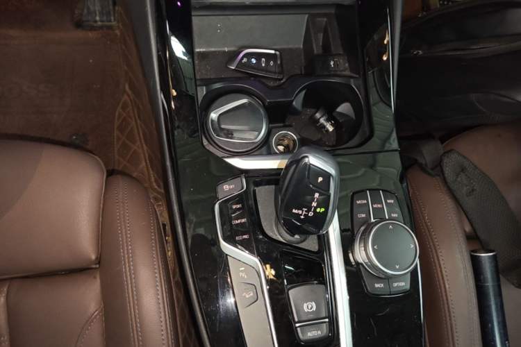 Used BMW X3 2021 xDrive28i Luxury Package Gear Lever