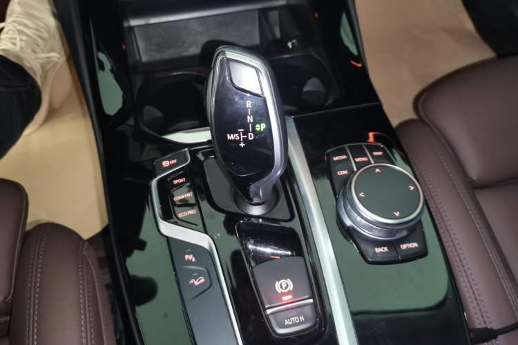 Used BMW X3 2021 Facelift xDrive28i Luxury Package Gear Lever