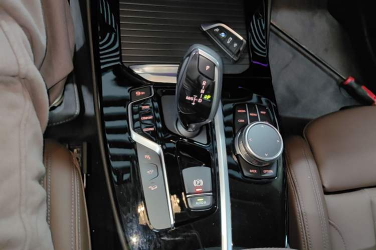 Used BMW X3 2021 Restyled xDrive30i Leading Edition M Sport Package Gear Lever