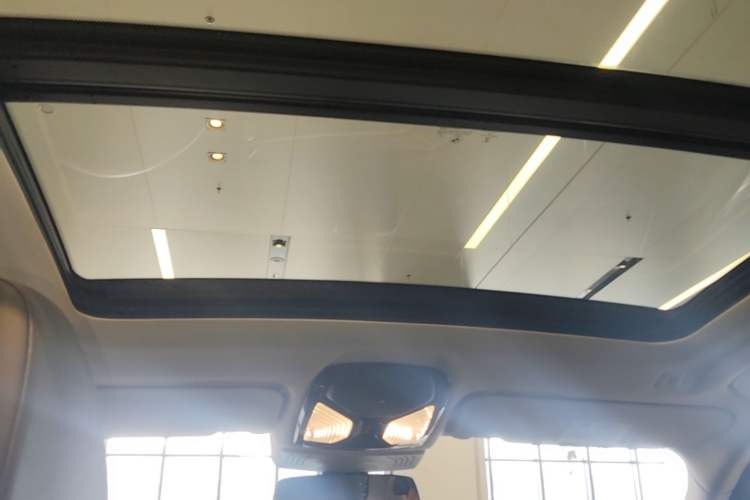 Used BMW X3 2021 xDrive28i M Sport Package Headliner