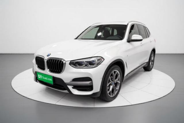 Ojetý BMW X3 2021 xDrive28i Luxury Package
