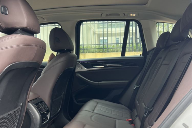 Used BMW X3 2021 xDrive25i Luxury Package Interior 1