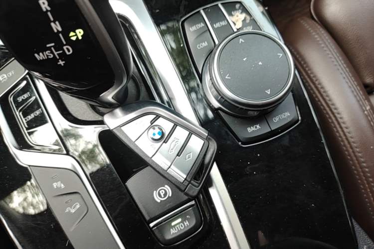 Used BMW X3 2021 xDrive30i Luxury Model with M Sport Package Interior 1