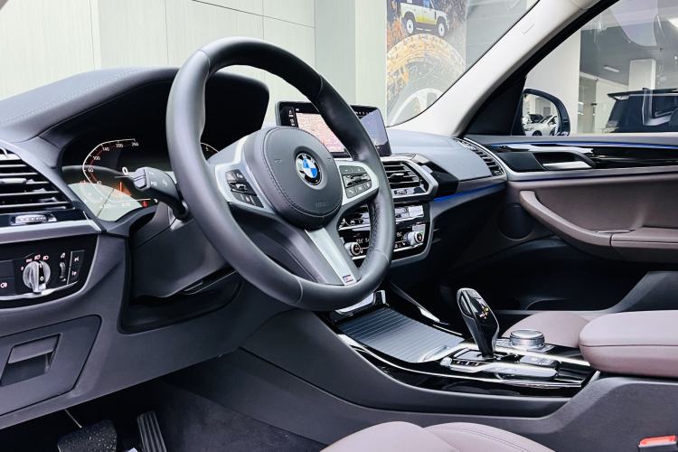 Used BMW X3 2021 Facelift xDrive28i M Sport Package Interior 1