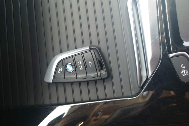 Used BMW X3 2021 Facelift xDrive25i Luxury Package Interior 1