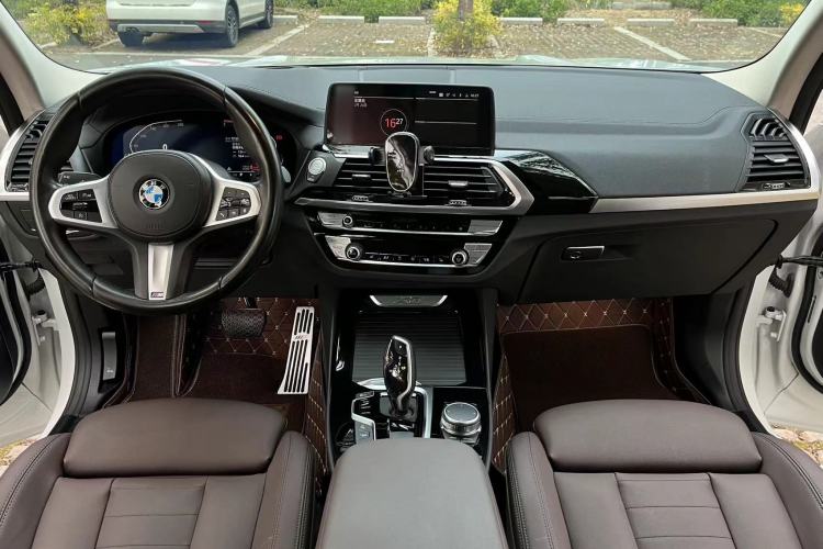 Used BMW X3 2021 xDrive25i M Sport Package Interior 1