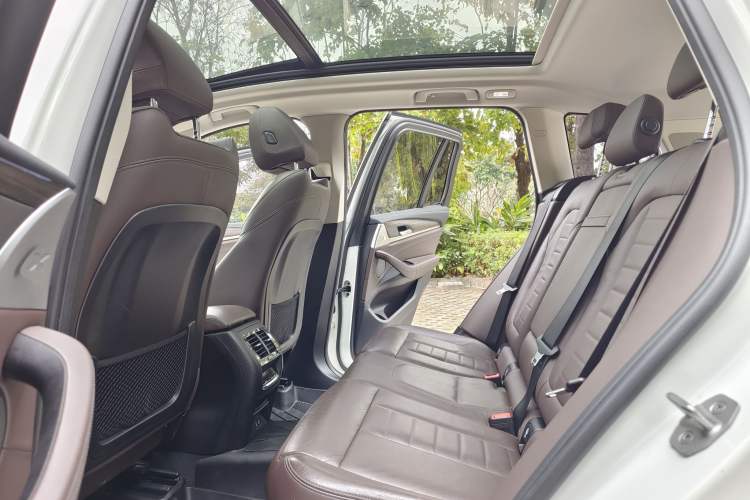 Used BMW X3 2021 xDrive28i M Sport Package Interior 11