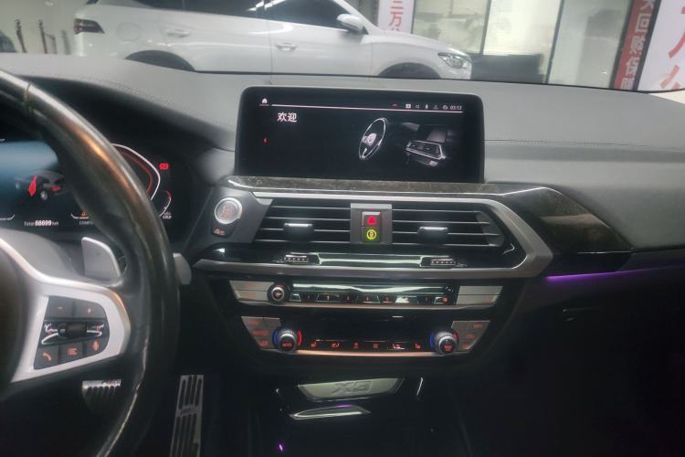 Used BMW X3 2021 xDrive30i Luxury Model with M Sport Package Interior 2