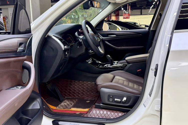 Used BMW X3 2021 Facelift xDrive28i Luxury Package Interior 3