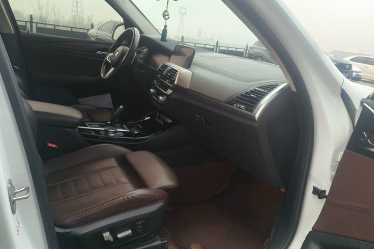 Used BMW X3 2021 xDrive28i M Sport Package Interior 3