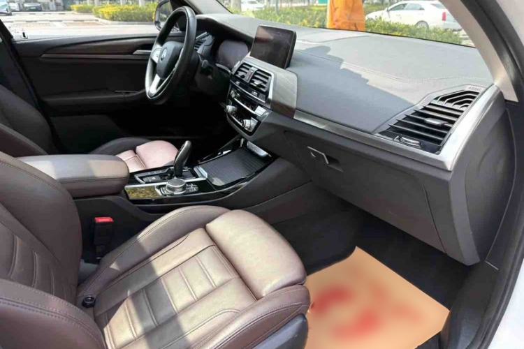 Used BMW X3 2021 Facelift xDrive28i Luxury Package Interior 3