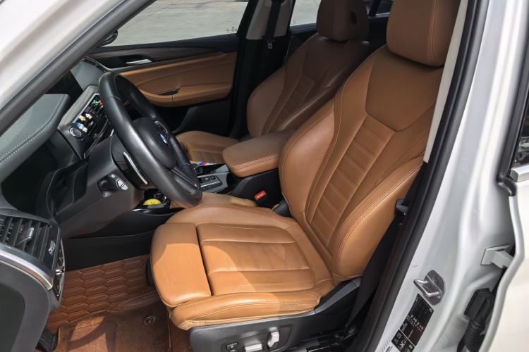 Used BMW X3 2021 Facelift xDrive28i M Sport Package Interior 4