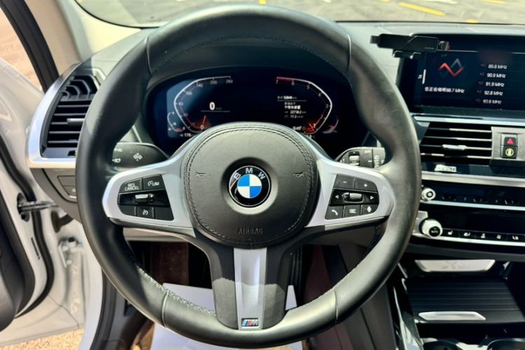Used BMW X3 2021 xDrive25i M Sport Package Interior 5