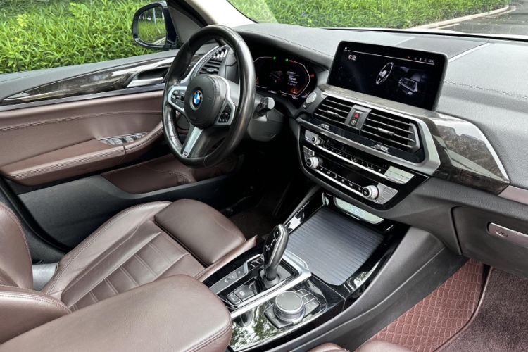 Used BMW X3 2021 Restyled xDrive30i Leading Edition M Sport Package Interior 5