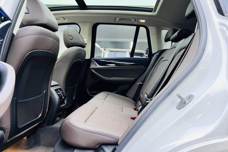 Used BMW X3 2021 Facelift xDrive28i M Sport Package Interior 6