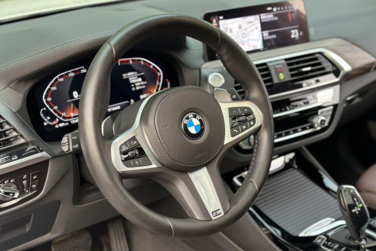 Used BMW X3 2021 Facelift xDrive28i M Sport Package Interior 7