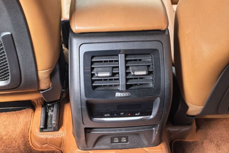 Used BMW X3 2021 Facelift xDrive28i M Sport Package Interior 8