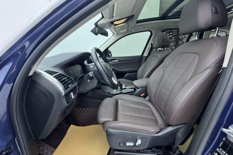 Used BMW X3 2021 xDrive25i Luxury Package Interior 8