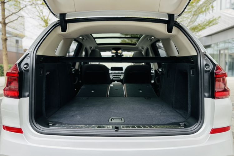 Used BMW X3 2021 Restyled xDrive25i M Sport Package Interior 9