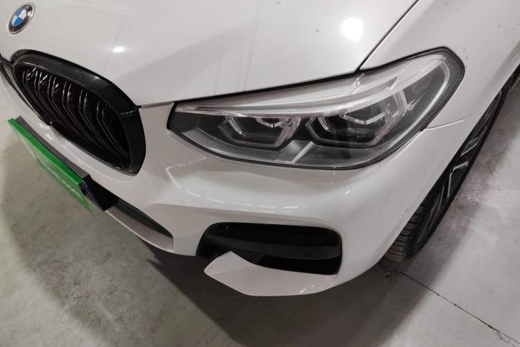 Used BMW X3 2021 xDrive30i Luxury Model with M Sport Package Left Front Headlight