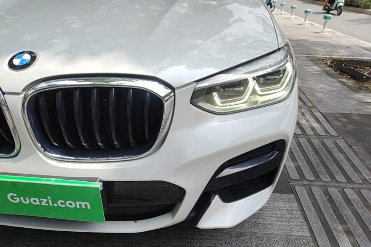 Used BMW X3 2021 xDrive30i Luxury Model with M Sport Package Left Front Headlight