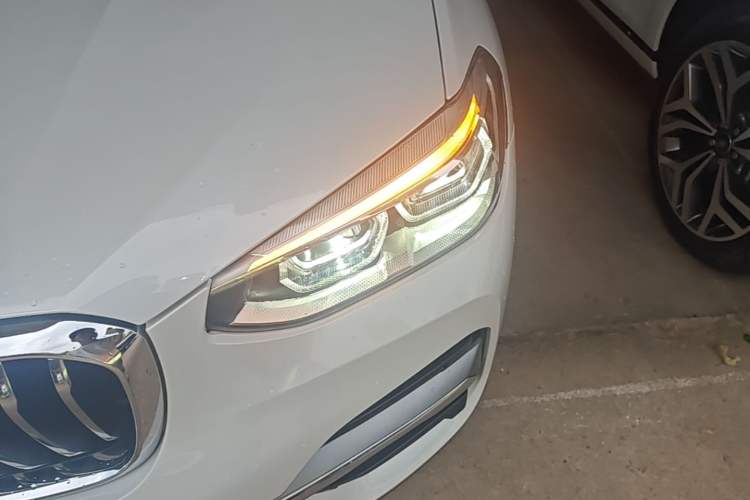 Used BMW X3 2021 xDrive28i Luxury Package Left Front Headlight