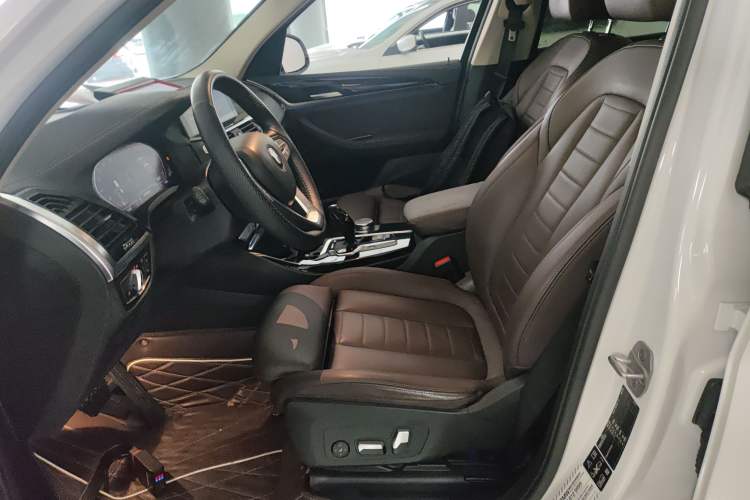 Used BMW X3 2021 xDrive25i Luxury Package Left Front Seat