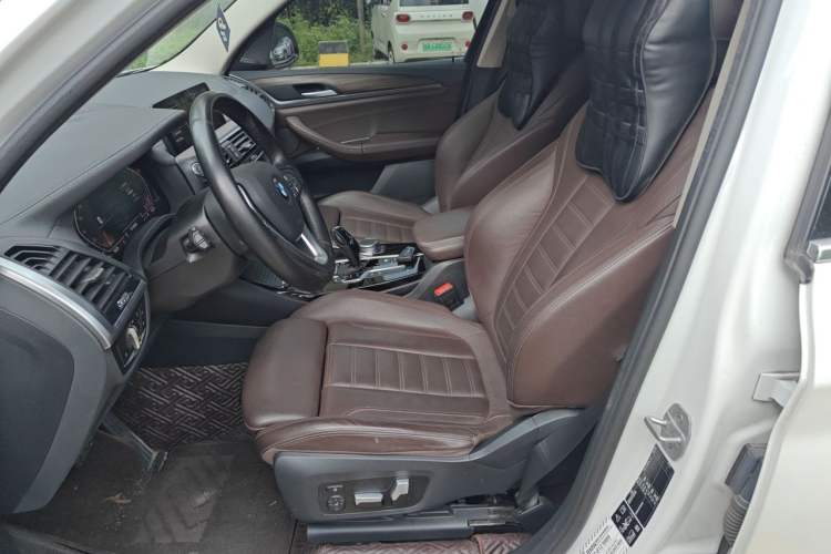 Used BMW X3 2021 xDrive28i Luxury Package Left Front Seat