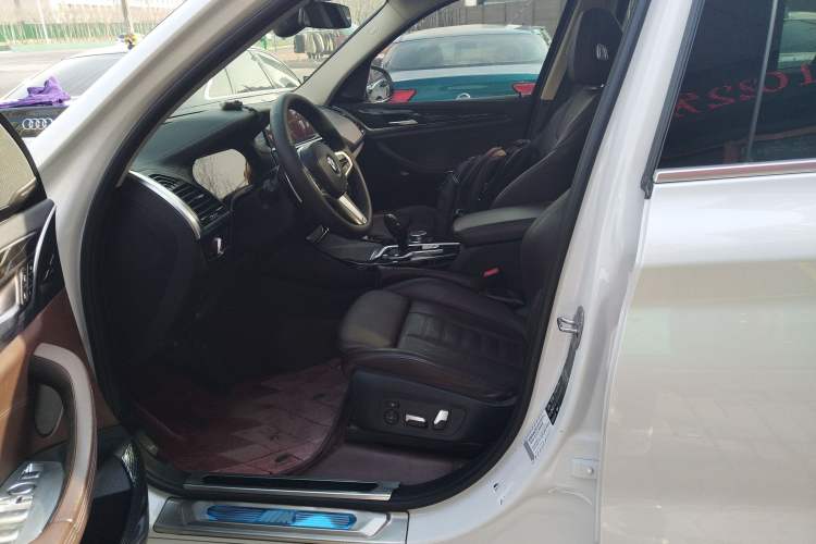 Used BMW X3 2021 xDrive30i Luxury Model with M Sport Package Left Front Seat