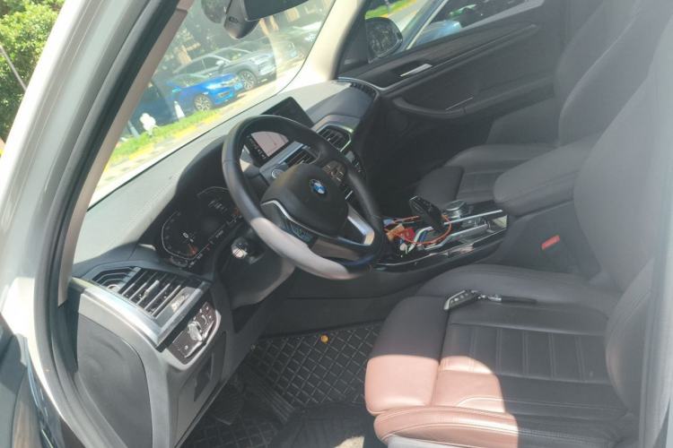 Used BMW X3 2021 Facelift xDrive28i Luxury Package Left Front Seat
