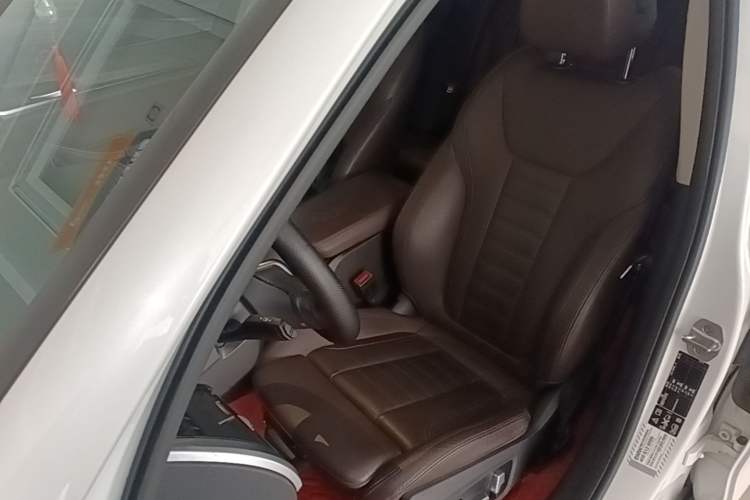 Used BMW X3 2021 xDrive28i Luxury Package Left Front Seat