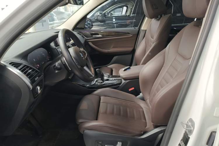 Used BMW X3 2021 xDrive30i Luxury Model with M Sport Package Left Front Seat